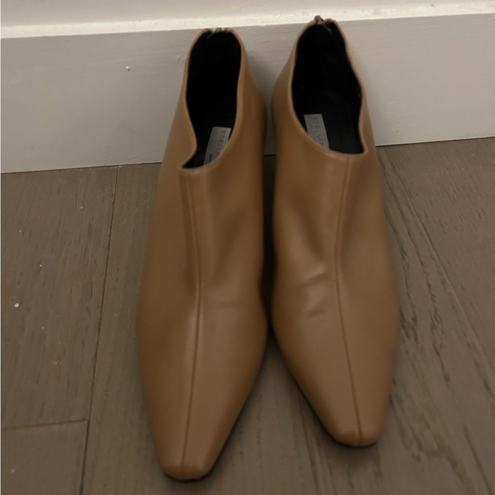 Stella McCartney Tan Pointed Low Kitten Heel Ankle Booties Size: 39 (8.5) - Picture 3 of 10